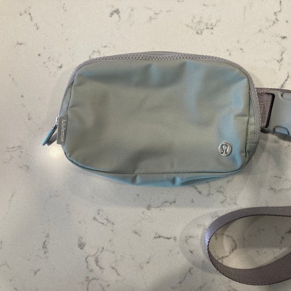 lululemon athletica Handbags - Lululemon Everywhere Belt Bag 1L Silver Drop/White